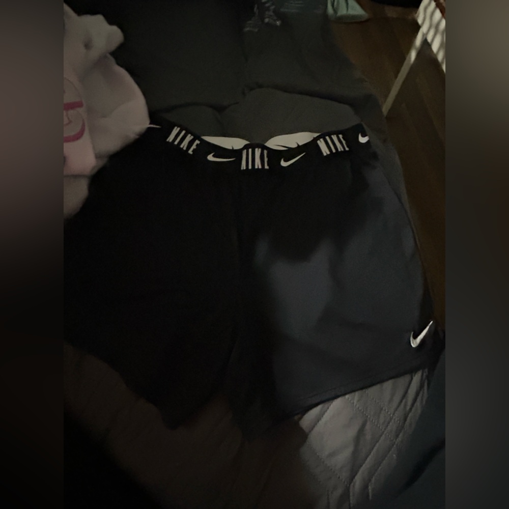 Nike drifit shorts
